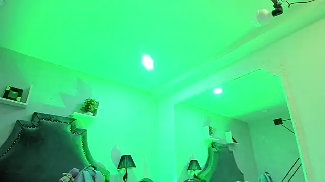 EmiliaRose  online show from 01-10-26, 09:16