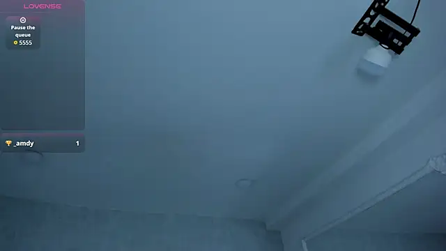 EmiliaRose  online show from 04-25-26, 09:34