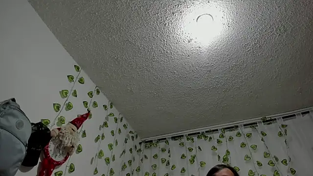 EmiliaRose  online show from 05-27-26, 12:24
