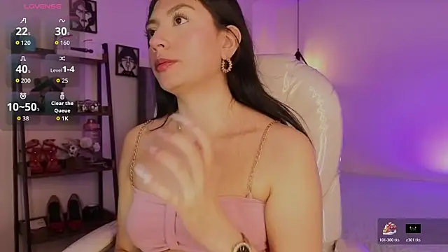 Miller Vanessa  online show from 12-18-25, 08:48