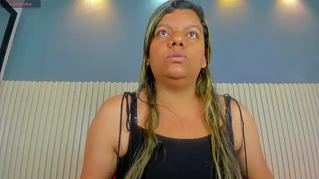 Aida-nicolle online show from 03-14-25, 09:57