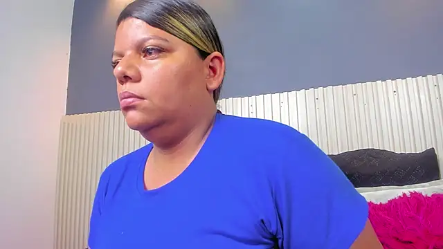 Aida-nicolle online show from 09-26-25, 11:03