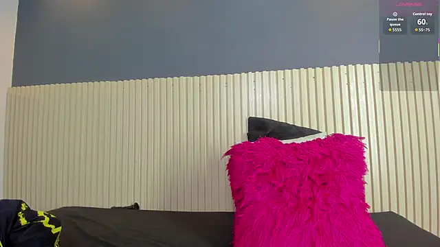 Aida-nicolle online show from 11-08-25, 09:53