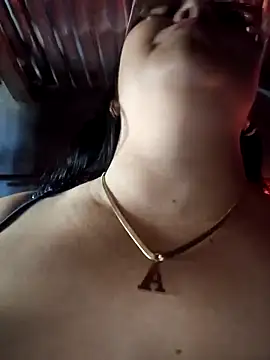 Snapshot of promiscuous-indecent-momm chatting on 02-16-25, 01:38 promiscuous-indecent-momm online show from 02-16-25, 01:38