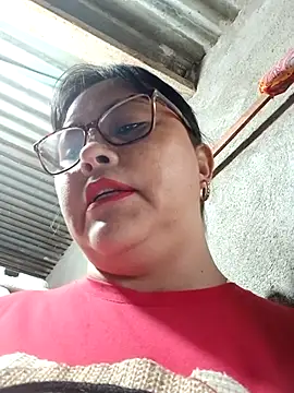 Snapshot of promiscuous-indecent-momm chatting on 02-23-25, 03:08 promiscuous-indecent-momm online show from 02-23-25, 03:08