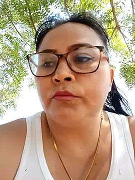 Snapshot of promiscuous-indecent-momm chatting on 03-10-25, 07:07 promiscuous-indecent-momm online show from 03-10-25, 07:07