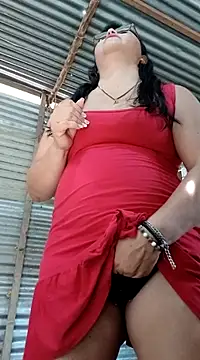 Snapshot of promiscuous-indecent-momm chatting on 03-15-25, 05:26 promiscuous-indecent-momm online show from 03-15-25, 05:26