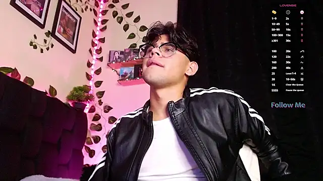 isaac-saenz online show from 02-23-25, 12:30