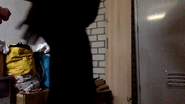 Snapshot of Bleueyez007 chatting on 05-14-26, 10:22 Bleueyez007 online show from 05-14-26, 10:22