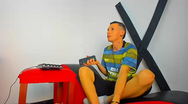 Isak Millan online show from 02-13-25, 02:34