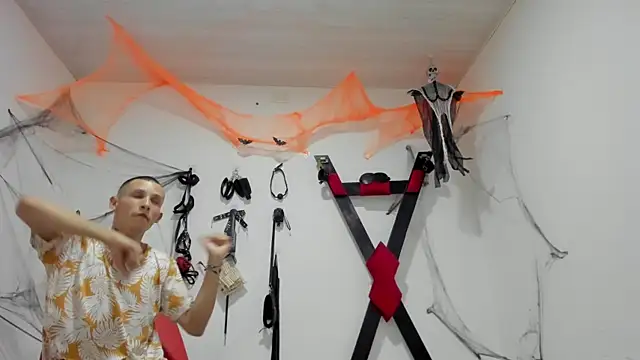 Isak Millan online show from 11-01-25, 10:23