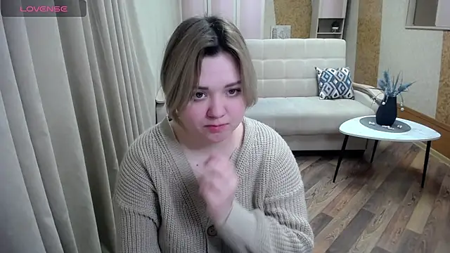 Snapshot of Finna_39 chatting on 02-13-25, 03:46 Finna 39 online show from 02-13-25, 03:46