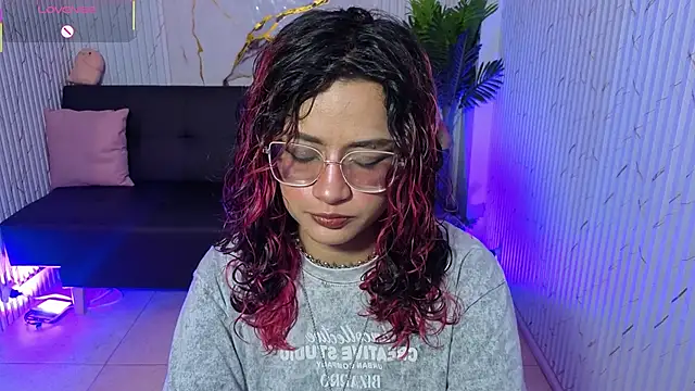 kristen tay online show from 04-22-26, 03:31