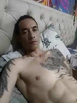 Snapshot of Aruka2013 chatting on 02-13-25, 11:06 Aruka2013 online show from 02-13-25, 11:06