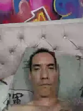 Snapshot of Aruka2013 chatting on 02-14-25, 05:09 Aruka2013 online show from 02-14-25, 05:09