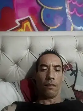 Snapshot of Aruka2013 chatting on 02-19-25, 06:54 Aruka2013 online show from 02-19-25, 06:54