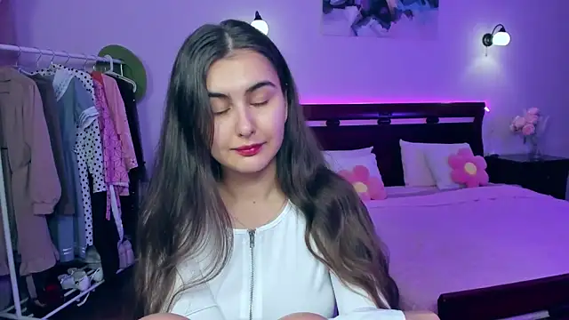 GabriellaMays online show from 02-14-25, 08:10