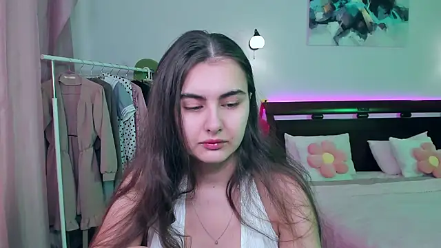 GabriellaMays online show from 03-02-25, 05:23