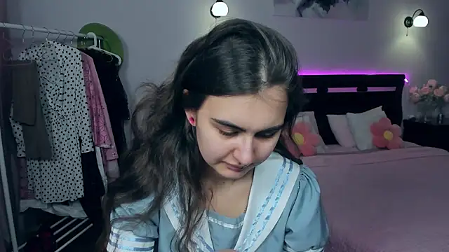 GabriellaMays online show from 03-05-25, 05:07