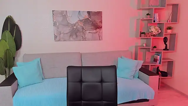 GabriellaMays online show from 11-27-25, 05:09