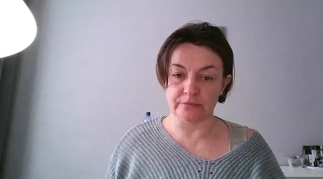 Snapshot of EleanoraMILF chatting on 02-15-25, 09:49 EleanoraMILF online show from 02-15-25, 09:49