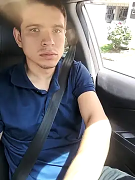 Snapshot of xXDavisXx chatting on 09-12-25, 03:23 xXDavisXx online show from 09-12-25, 03:23