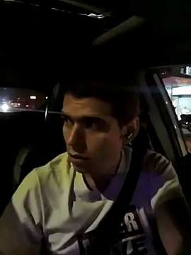 Snapshot of xXDavisXx chatting on 09-16-25, 12:00 xXDavisXx online show from 09-16-25, 12:00