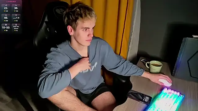 Snapshot of EdwinBlaze chatting on 02-13-25, 05:11 EdwinBlaze online show from 02-13-25, 05:11