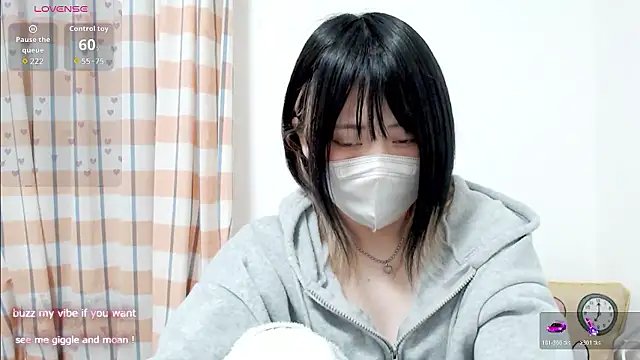 Snapshot of FUYU_rain chatting on 01-14-26, 12:49 FUYU rain online show from 01-14-26, 12:49