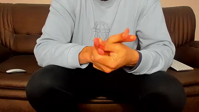 sexyhotmusclesforyou1 online show from 03-10-25, 12:26