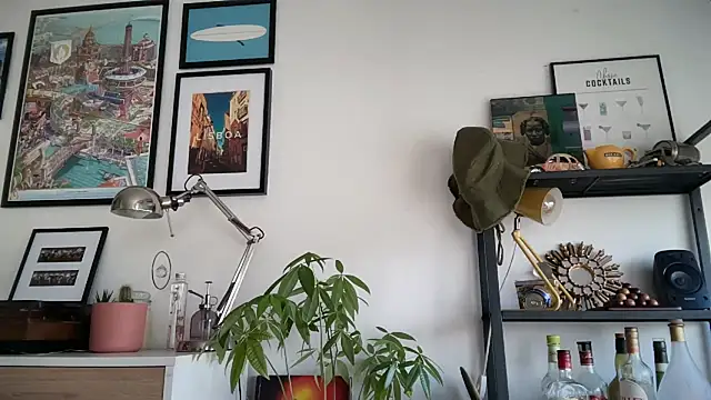 Snapshot of MikymikeBBWD chatting on 11-26-25, 11:11 MikymikeBBWD online show from 11-26-25, 11:11