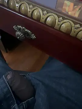 Snapshot of Slimlightrising chatting on 02-19-25, 04:22 Slimlightrising online show from 02-19-25, 04:22