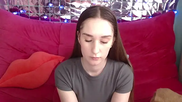 Snapshot of Margarettii chatting on 03-03-25, 09:22 Margarettii online show from 03-03-25, 09:22