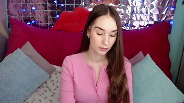 Snapshot of Margarettii chatting on 03-20-25, 05:46 Margarettii online show from 03-20-25, 05:46