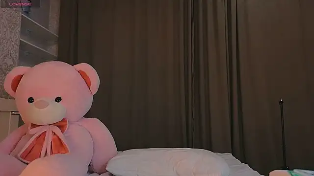 Demonic Angel  online show from 01-09-26, 01:14