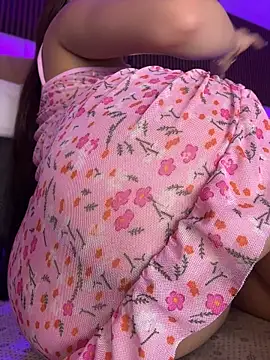 MelanieHillss online show from 07-07-26, 06:47