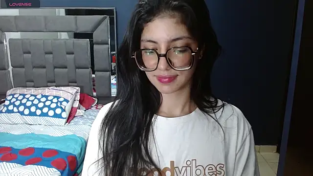 Violett 11 online show from 03-15-25, 05:08