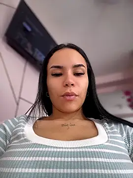 Snapshot of Naatalia chatting on 05-12-26, 06:49 Naatalia online show from 05-12-26, 06:49