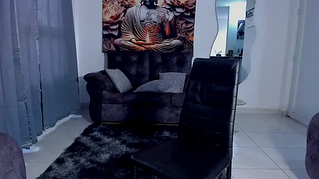 Snapshot of Valentino_Dosantos_ chatting on 03-20-25, 03:14 Valentino Dosantos online show from 03-20-25, 03:14