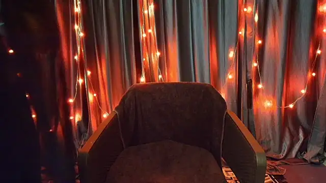 goldiwets online show from 10-26-25, 07:14