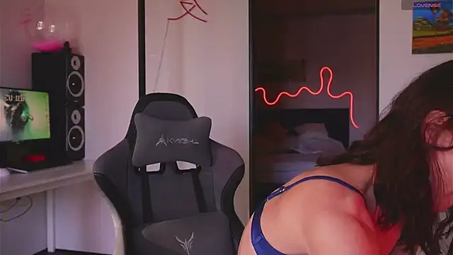 Snapshot of Limy_Sweet chatting on 02-23-26, 08:44 Limy Sweet online show from 02-23-26, 08:44