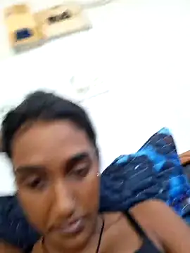 Snapshot of indianpink_lips chatting on 03-08-25, 09:17 indianpink lips online show from 03-08-25, 09:17