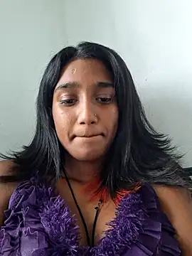 Snapshot of indianpink_lips chatting on 03-10-25, 10:15 indianpink lips online show from 03-10-25, 10:15