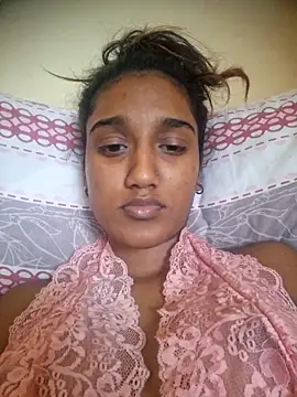 Snapshot of indianpink_lips chatting on 11-09-25, 12:36 indianpink lips online show from 11-09-25, 12:36