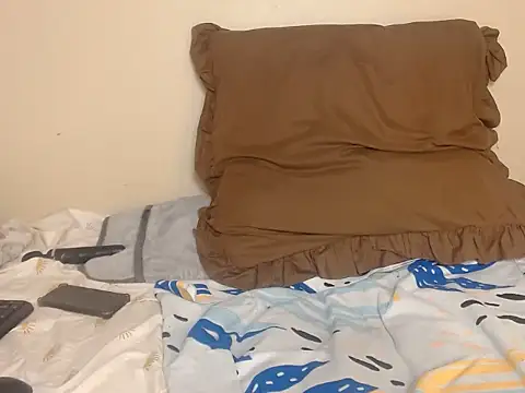 Karishma99  online show from 09-12-25, 08:36