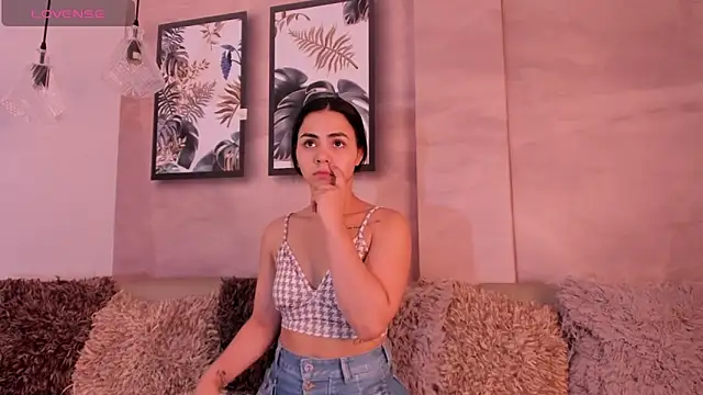 Natty roberts  online show from 02-23-25, 08:00