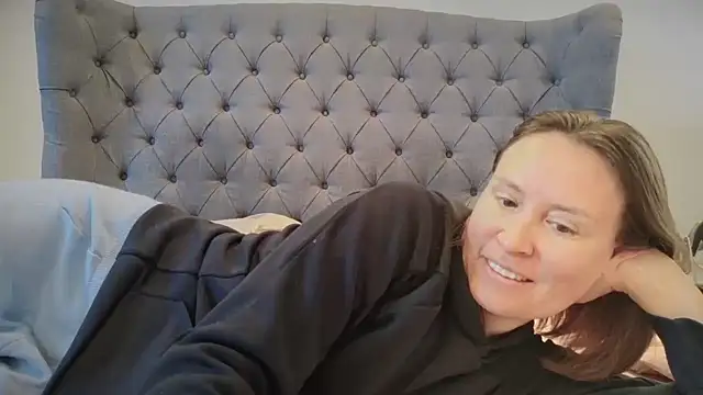 eatmypie69 online show from 04-07-26, 08:59