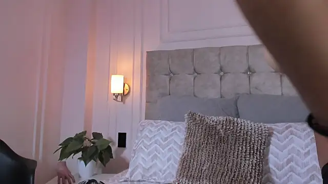 JasmineRoss 1 online show from 10-30-25, 07:03