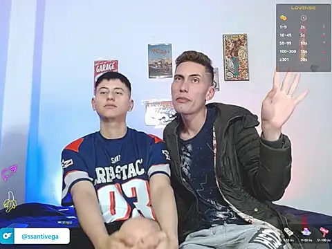 Snapshot of badboys69 chatting on 03-20-25, 12:51 badboys69 online show from 03-20-25, 12:51