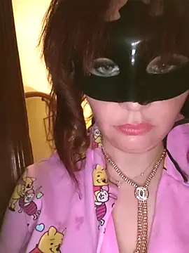 Loly2025 online show from 06-05-26, 01:34